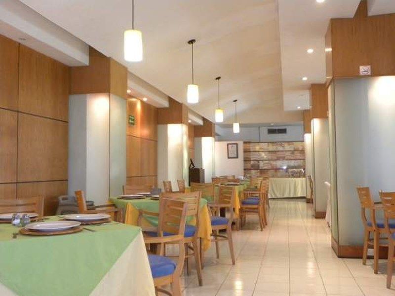 Hotel Baluartes Campeche Extérieur photo