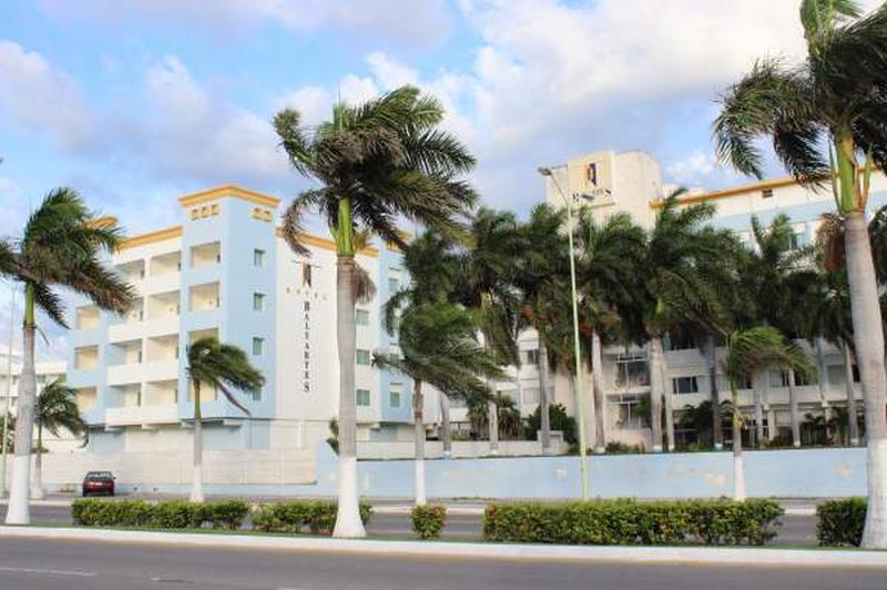 Hotel Baluartes Campeche Extérieur photo