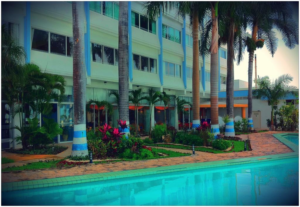 Hotel Baluartes Campeche Extérieur photo